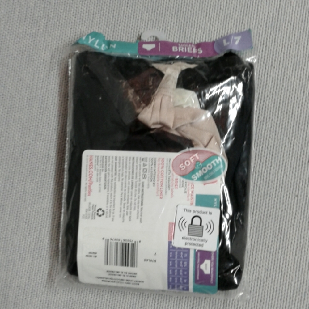 HANES 3 pack briefs